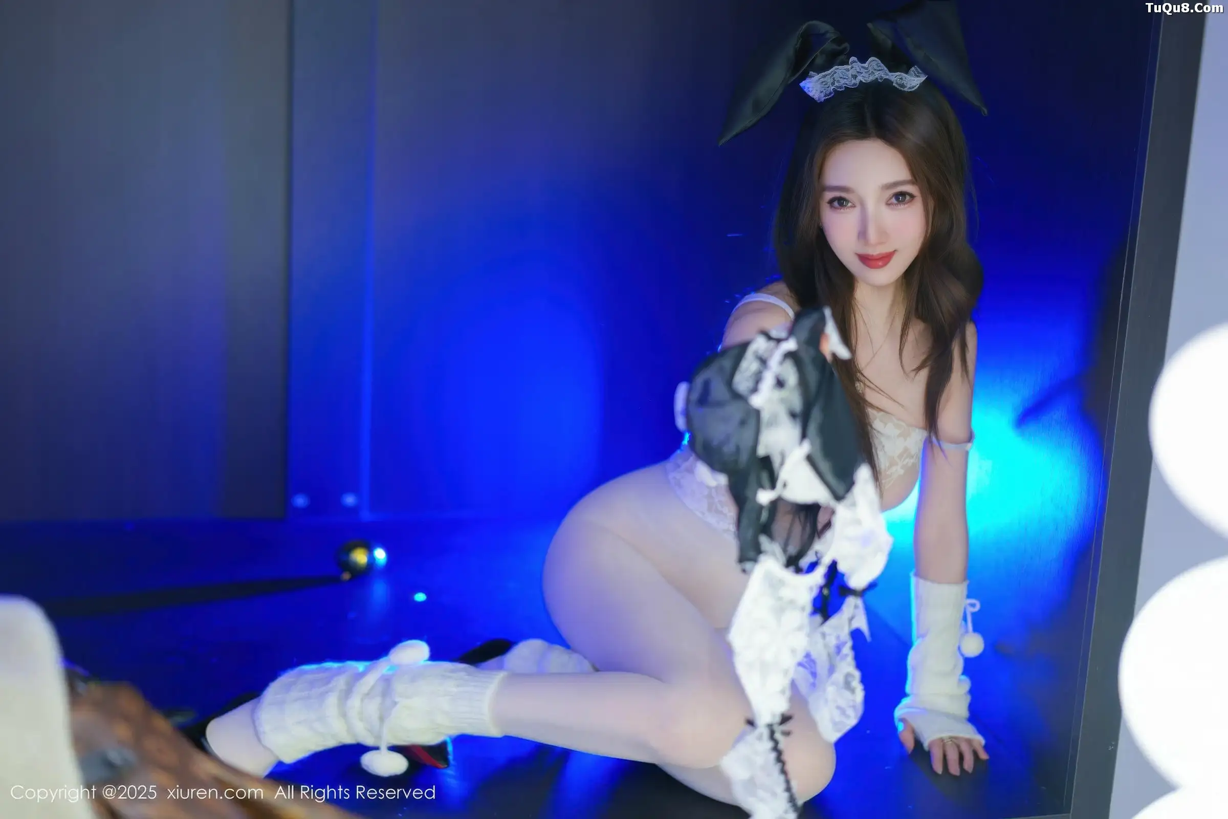 明日花桃桃  [XiuRen]高清写真图 2025.12.24 No.11152 Twins-桃桃 丁字裤第35张图片