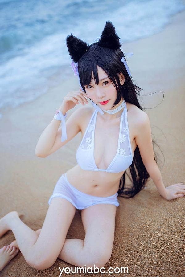 陈若依 抖娘利世  YouMi尤蜜：抖娘利世《碧蓝航线》COS泳装大尺度美图，猫耳萌妹海边礁石写真，纯白连体泳衣展现极致诱惑，清新甜美风情万种第37张图片