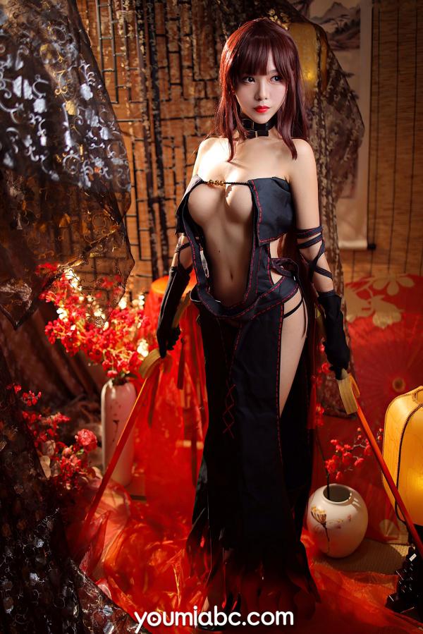 陈若依 抖娘利世  YouMi尤蜜-抖娘利世《虞美人》古风角色扮演写真，极致红黑碰撞，诠释冷艳御姐性感魅力第8张图片