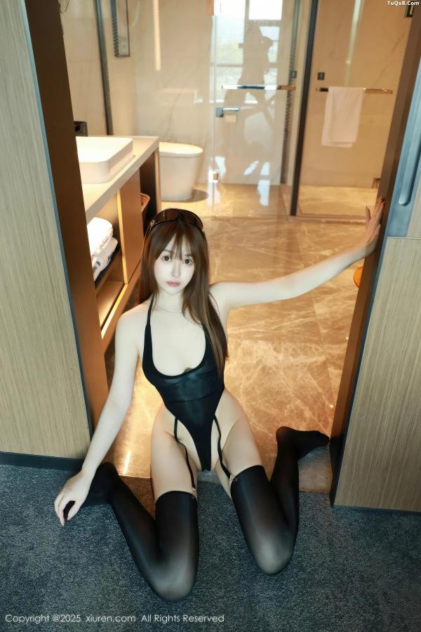 林妙妙  [XiuRen]高清写真图 2025.10.27 No.10912 林妙妙 情趣内衣第21张图片