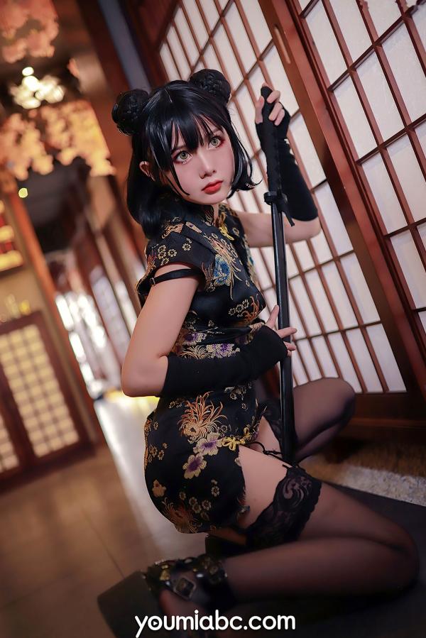 您的蛋蛋   YouMi尤蜜-2020.12.12-您的蛋蛋-《旗袍武士娘》角色扮演性感私房照，改良旗袍与黑丝诱惑，又飒又美第15张图片