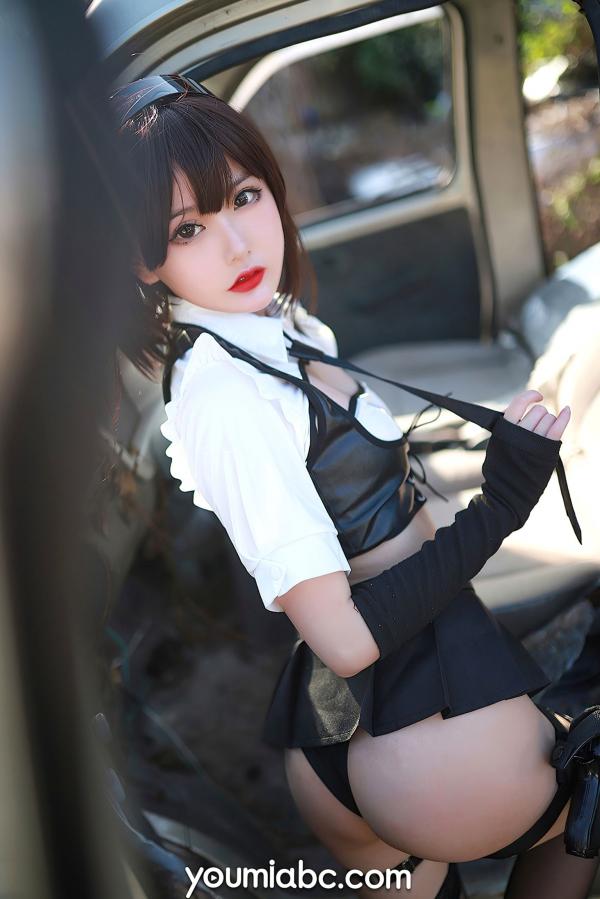 您的蛋蛋   【YouMi尤蜜】您的蛋蛋-《停车场の武装娘》：废土风角色扮演，黑丝美腿极致诱惑，废弃车场里的冷艳战斗姬写真第7张图片