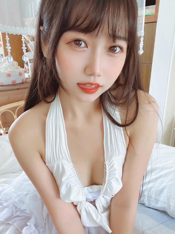 不呆猫   Coser不呆猫 - 清纯妹妹第20张图片