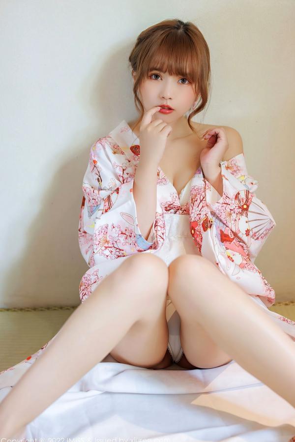 张思允   IMiss爱蜜社-676-张思允Nice-日系樱花和服私房写真，清新碎花内衣旅拍，演绎梦幻少女唯美大片第1张图片