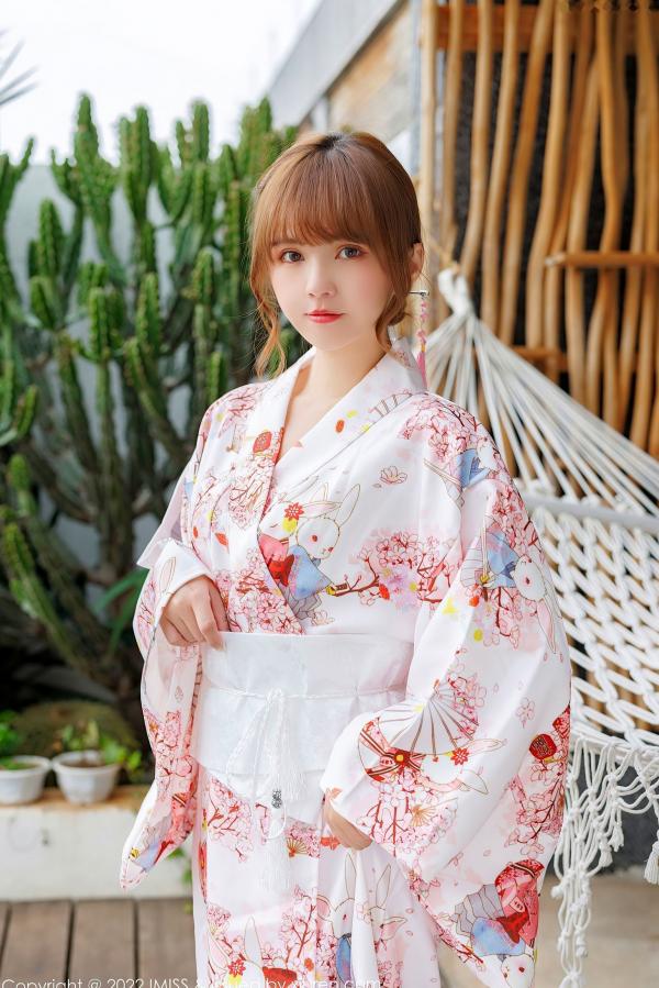 张思允   IMiss爱蜜社-676-张思允Nice-日系樱花和服私房写真，清新碎花内衣旅拍，演绎梦幻少女唯美大片第7张图片
