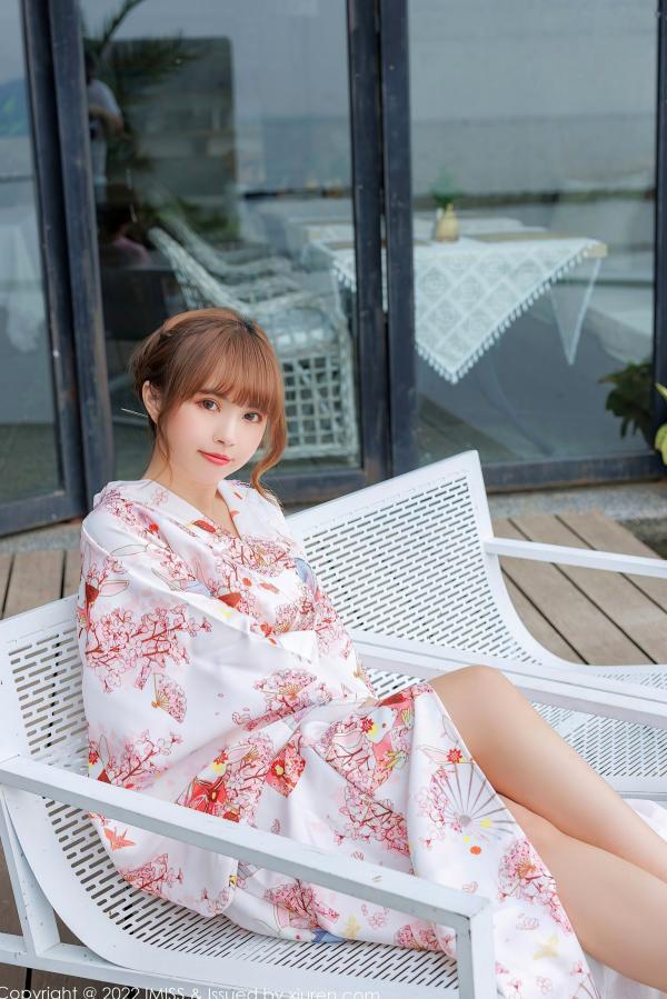 张思允   IMiss爱蜜社-676-张思允Nice-日系樱花和服私房写真，清新碎花内衣旅拍，演绎梦幻少女唯美大片第15张图片