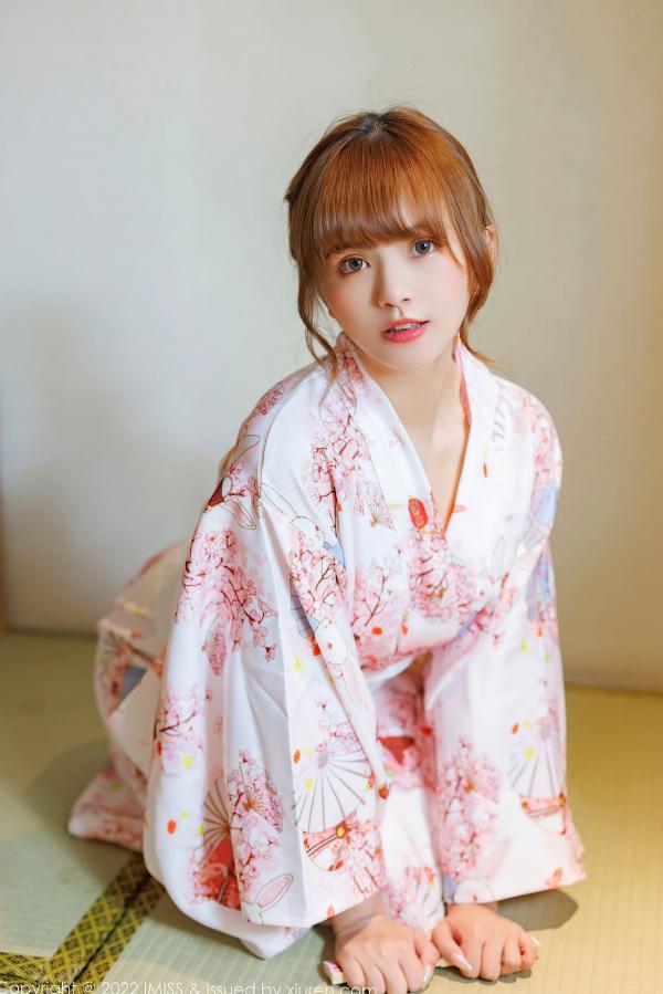 张思允   IMiss爱蜜社-676-张思允Nice-日系樱花和服私房写真，清新碎花内衣旅拍，演绎梦幻少女唯美大片第21张图片