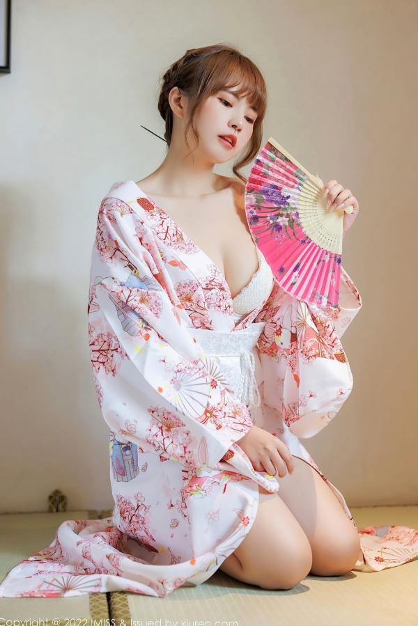 张思允   IMiss爱蜜社-676-张思允Nice-日系樱花和服私房写真，清新碎花内衣旅拍，演绎梦幻少女唯美大片第31张图片