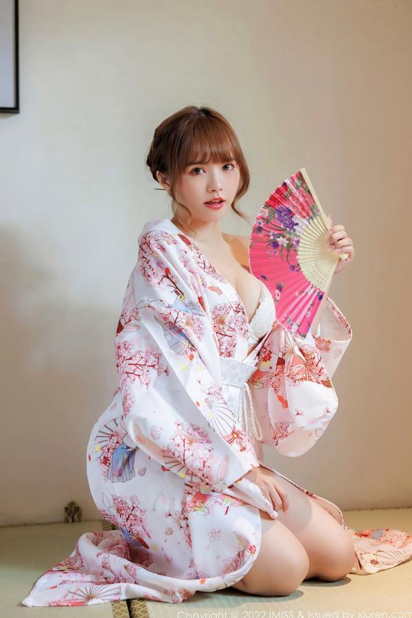 张思允   IMiss爱蜜社-676-张思允Nice-日系樱花和服私房写真，清新碎花内衣旅拍，演绎梦幻少女唯美大片第32张图片