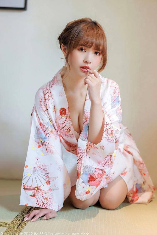 张思允   IMiss爱蜜社-676-张思允Nice-日系樱花和服私房写真，清新碎花内衣旅拍，演绎梦幻少女唯美大片第38张图片