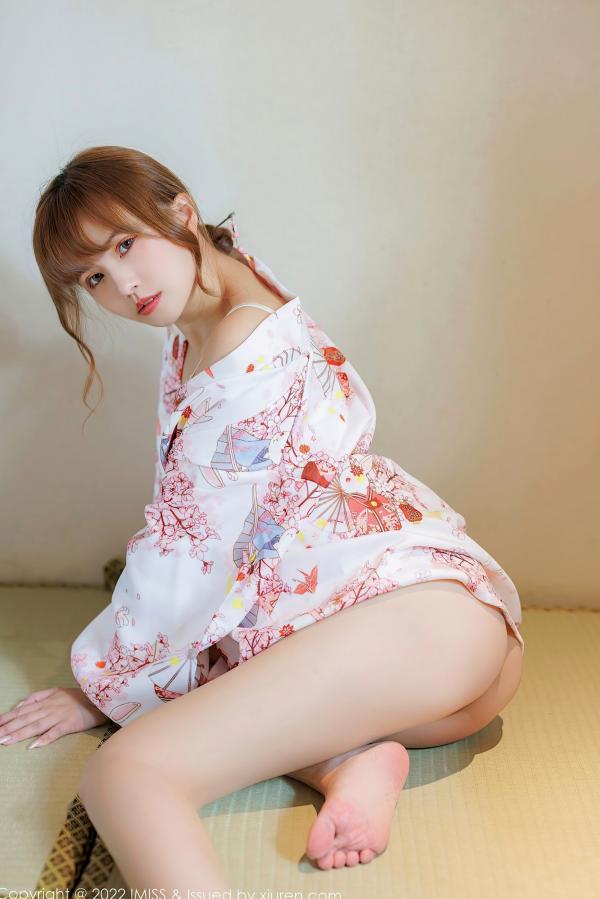 张思允   IMiss爱蜜社-676-张思允Nice-日系樱花和服私房写真，清新碎花内衣旅拍，演绎梦幻少女唯美大片第40张图片