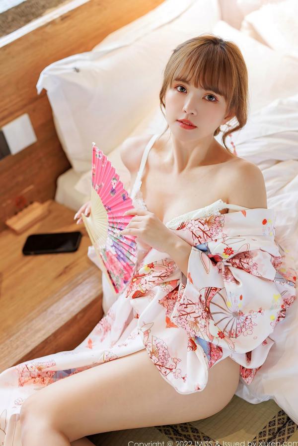 张思允   IMiss爱蜜社-676-张思允Nice-日系樱花和服私房写真，清新碎花内衣旅拍，演绎梦幻少女唯美大片第44张图片