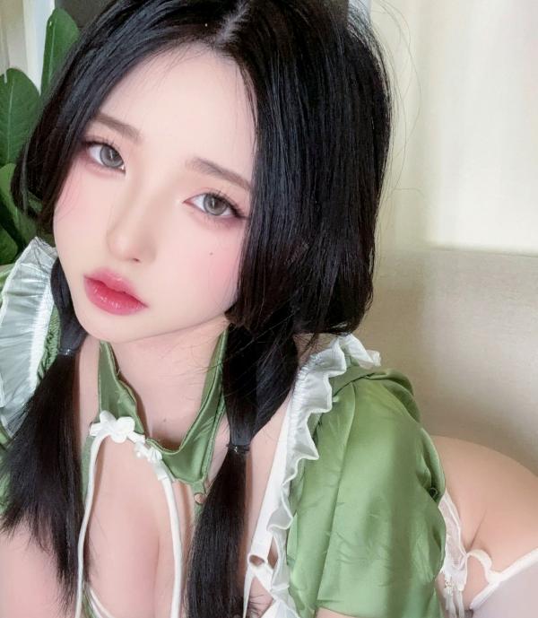 清水由乃   清水由乃 - 荷叶粽清新旗袍少女私房照，童颜巨乳角色扮演，甜美与性感交织，白色丝袜大尺度诱惑写真 [35P]第16张图片