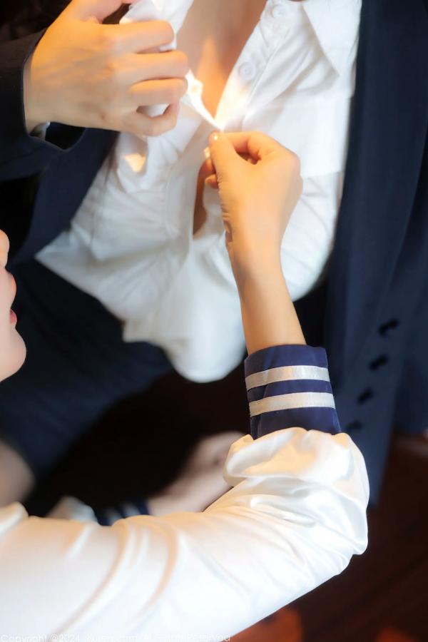 波巧酱   小蛮妖 波巧酱 职场制服诱惑 私房黑丝美腿写真 [97P]第26张图片