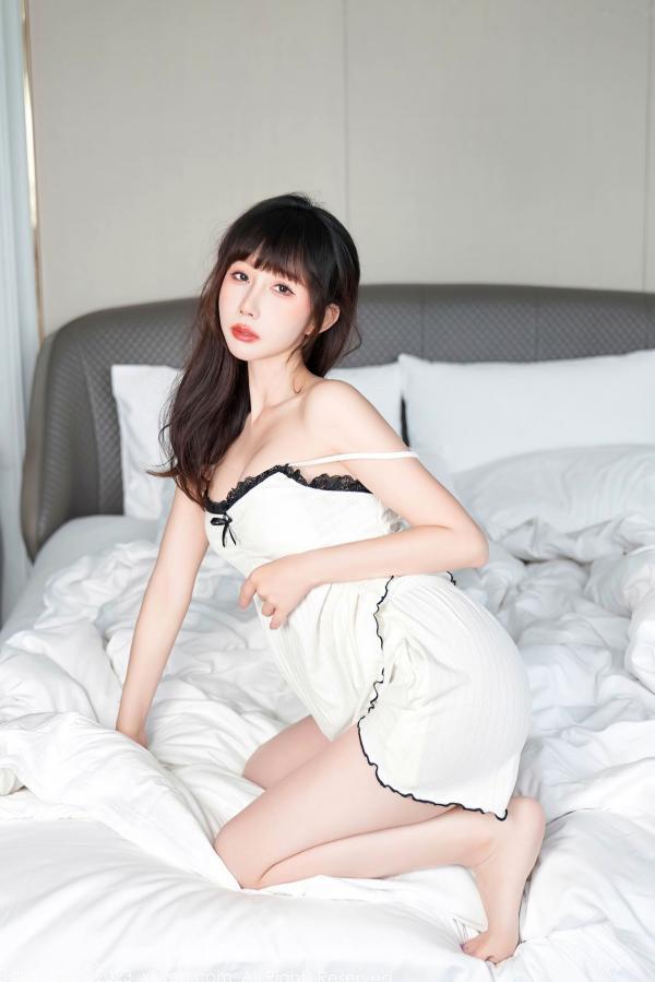 波巧酱   秀人网波巧酱居家私房写真：女友早餐主题，透明围裙诠释极致性感与厨台诱惑第33张图片