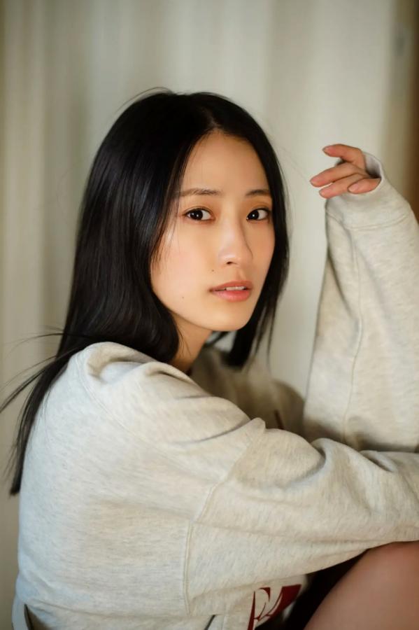 澄田綾乃  澄田綾乃《在这个世界的角落》唯美婚纱与性感内衣私房写真[67P]第2张图片