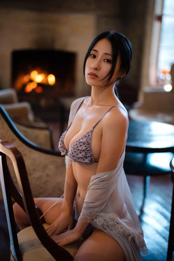 澄田綾乃  澄田綾乃《在这个世界的角落》唯美婚纱与性感内衣私房写真[67P]第23张图片