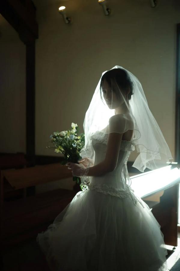 澄田綾乃  澄田綾乃《在这个世界的角落》唯美婚纱与性感内衣私房写真[67P]第55张图片