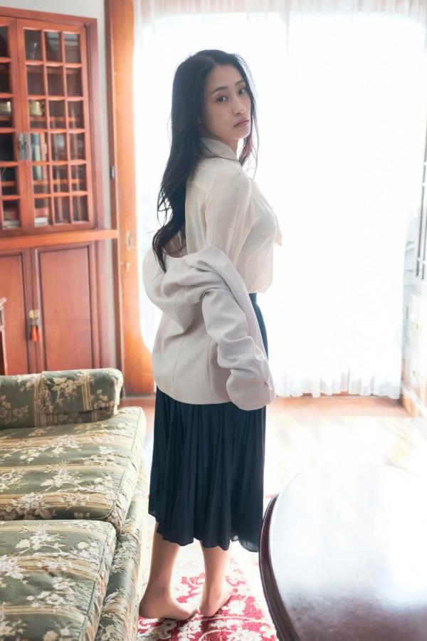 澄田綾乃  澄田綾乃 - 美しく感じて…… 日本女神阳光家居写真 性感内衣唯美私房照第9张图片