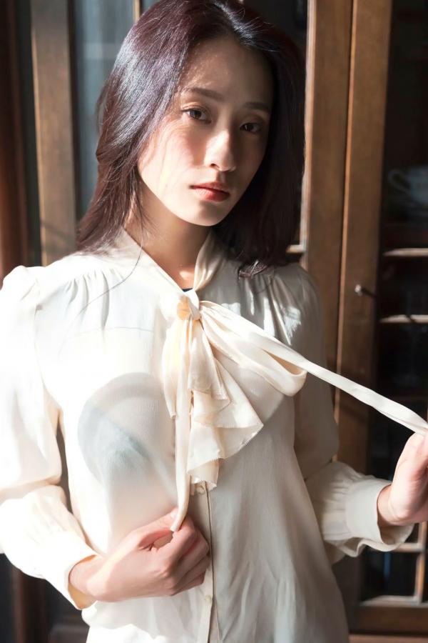 澄田綾乃  澄田綾乃 - 美しく感じて…… 日本女神阳光家居写真 性感内衣唯美私房照第15张图片