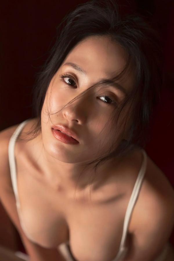 澄田綾乃  澄田綾乃 - 美しく感じて…… 日本女神阳光家居写真 性感内衣唯美私房照第49张图片