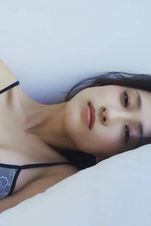 澄田綾乃  澄田綾乃 - あっぷるぱ～い 户外毛衣清新治愈与性感比基尼写真第45张图片