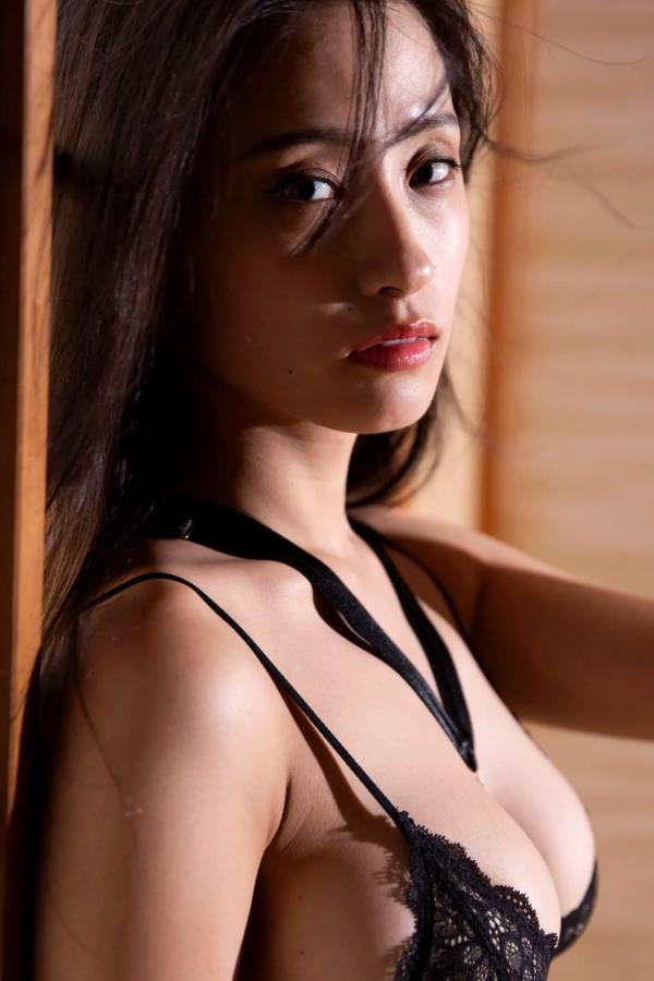 澄田綾乃  澄田綾乃《日常はフェチだらけ》性感内衣湿身浴室私房照第9张图片