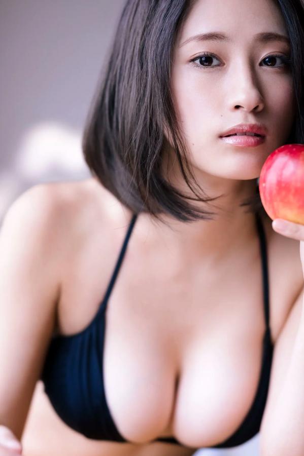 澄田綾乃  澄田綾乃《究極美姉湯2022》温泉比基尼与私房蕾丝内衣性感写真第21张图片