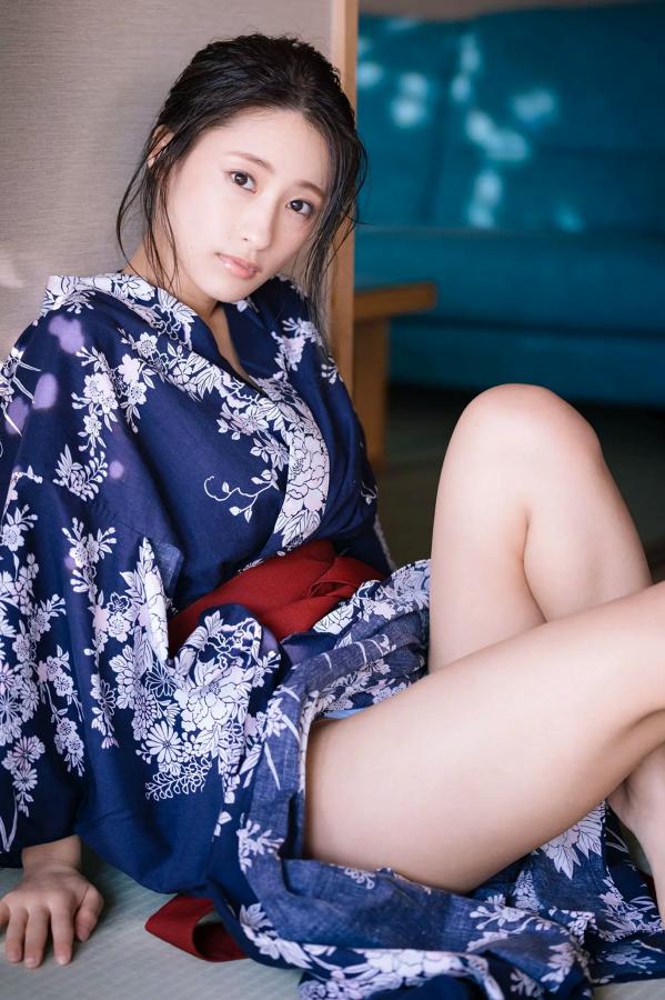 澄田綾乃  澄田綾乃《究極美姉湯2022》温泉比基尼与私房蕾丝内衣性感写真第33张图片