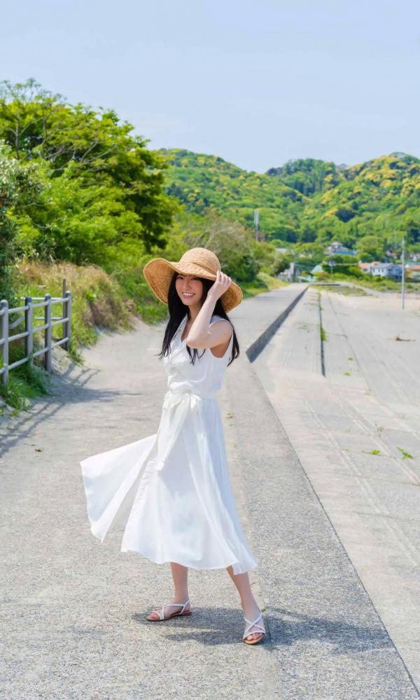 由良梦来 由良ゆら  由良ゆら写真集「＃これがこう」第2张图片