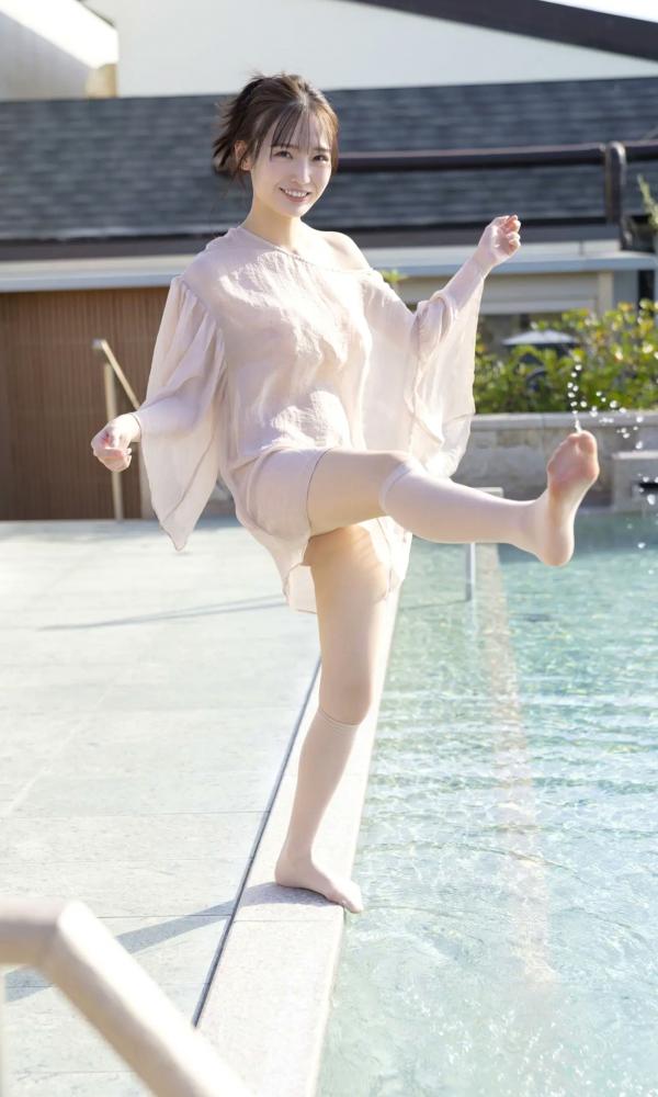 由良梦来 由良ゆら  由良ゆら写真集《いっぱい見てね》——精致内衣与连体衣私房写真，完美展现日系清纯与极致诱惑的曼妙身材第25张图片
