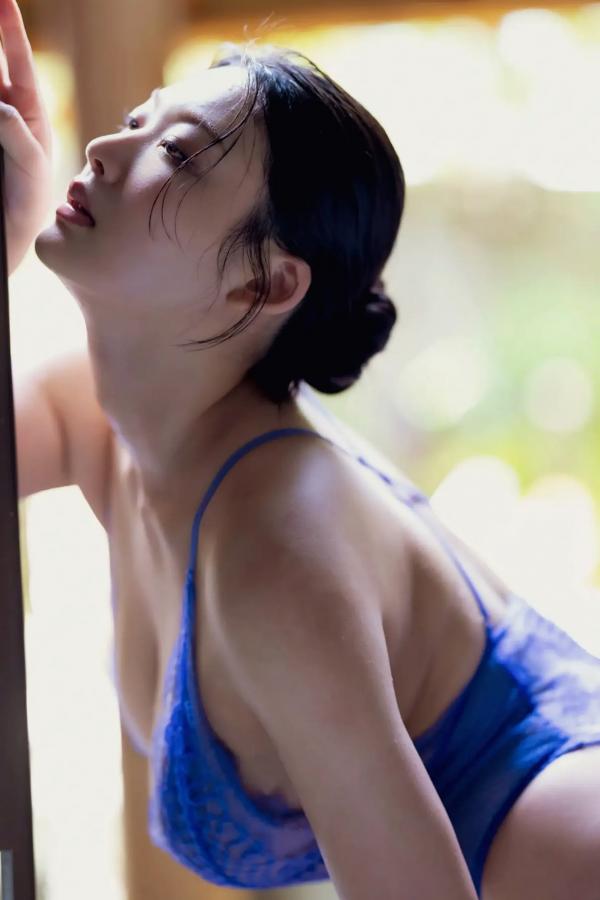 風吹ケイ 風吹惠 風吹ケイ - 女神の休息 vol.2 [77P] 红色蕾丝内衣温泉湿身极品身材性感写真第69张图片