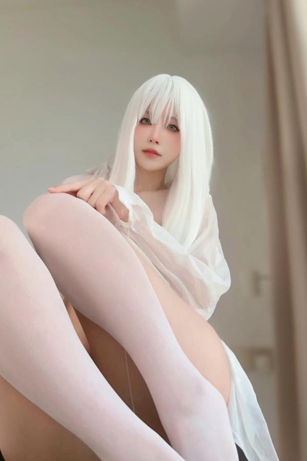 布丁大法  布丁大法《你的白衬衫》家居透视性感私房照 白发尤物大尺度写真第10张图片