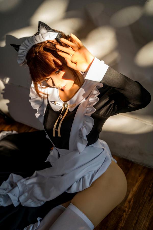 蠢沫沫  蠢沫沫-私人女仆猫耳双马尾女仆装性感比基尼私房写真第17张图片