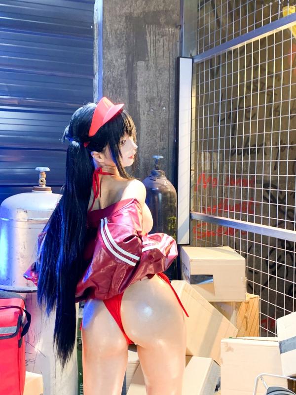 蠢沫沫   蠢沫沫-麦门视觉盛宴：仓库风性感比基尼写真，湿身美肤极致诱惑，上演火辣撩人时刻第166张图片