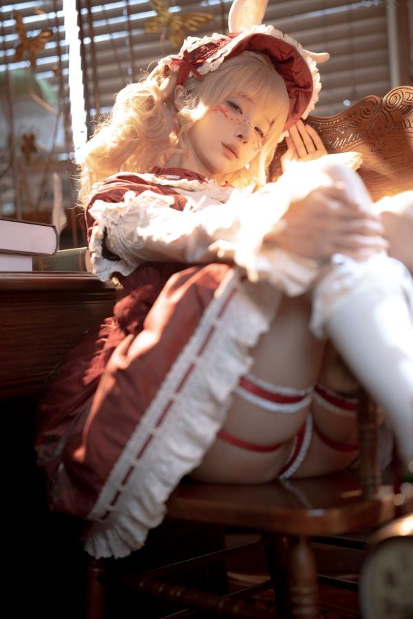 蠢沫沫   蠢沫沫-橱窗娃娃 cosplay艺术私房，精致洋娃娃造型，大胆红白束缚诱惑，演绎梦幻视觉盛宴第5张图片