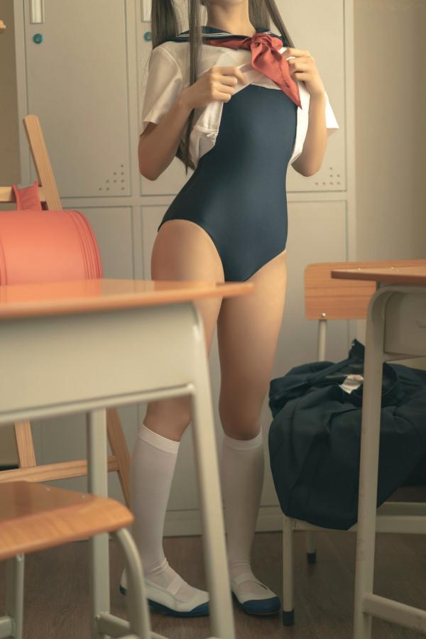 蠢沫沫   蠢沫沫-校园萌系猫女郎School Kitty写真，极致诱惑角色扮演，大尺度私房美图第11张图片