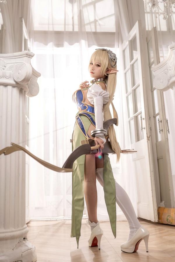 蠢沫沫   蠢沫沫-104-精灵村-第一村人-绝美cosplay奇幻精灵战袍修身性感弓箭手写真第27张图片