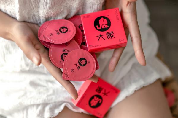 蠢沫沫   蠢沫沫极致私房：清新白蕾丝睡衣居家写真，纯欲气质诱惑写真大片第23张图片