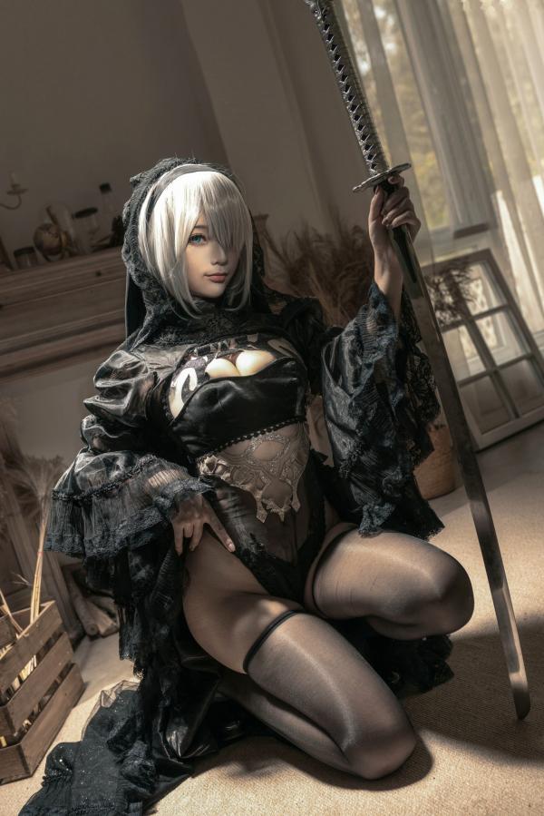 蠢沫沫   《蠢沫沫-099-尼尔纪元-黑花嫁》高颜值网红Cosplay角色扮演，性感暗黑婚纱丝袜诱惑，极致冷艳御姐范第16张图片