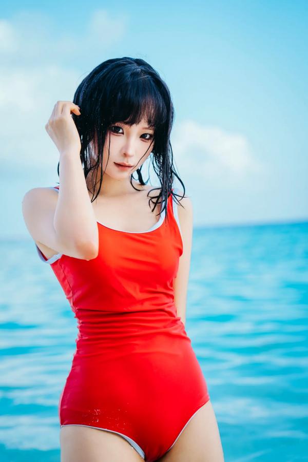 蠢沫沫   蠢沫沫 - 2025.12 [200P] 海边比基尼度假，清纯泳装湿身诱惑，治愈系气质女神沙滩写真第14张图片