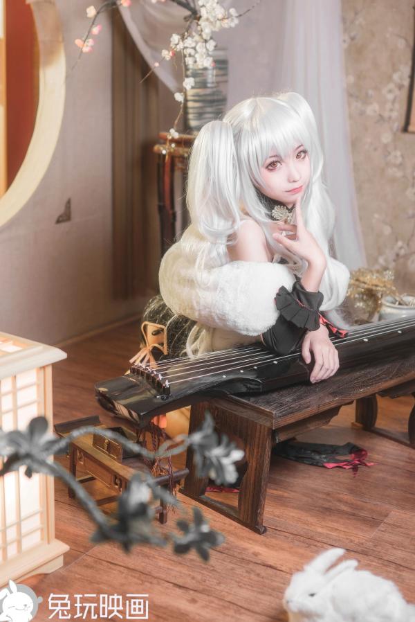 蠢沫沫   蠢沫沫-092-旗袍萝莉cosplay，银发古典古琴私房写真，性感与清纯碰撞的诱人尤物第17张图片