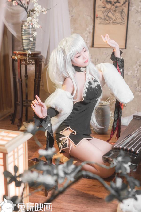 蠢沫沫   蠢沫沫-092-旗袍萝莉cosplay，银发古典古琴私房写真，性感与清纯碰撞的诱人尤物第18张图片
