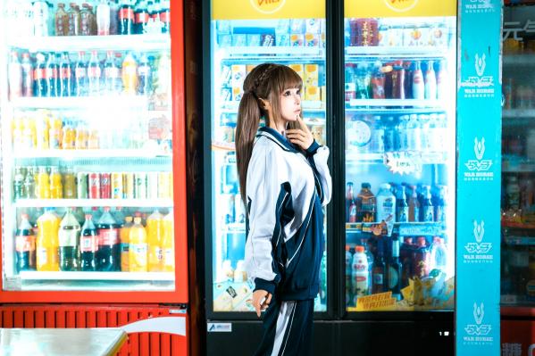 蠢沫沫   蠢沫沫-蠢沫沫奇遇记③：校服书店私房、二次元角色扮演、大胆身体彩绘、日系萝莉诱惑写真第98张图片