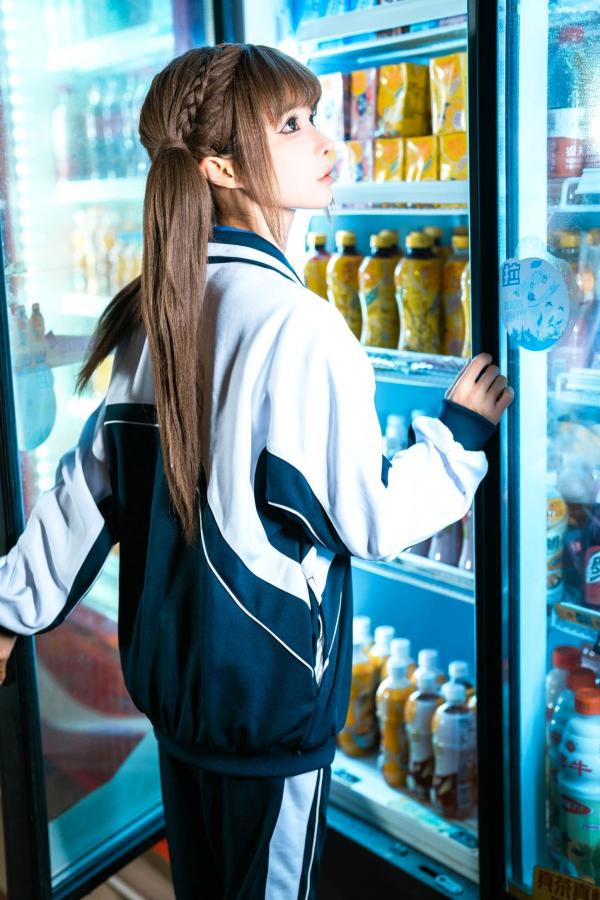 蠢沫沫   蠢沫沫-蠢沫沫奇遇记③：校服书店私房、二次元角色扮演、大胆身体彩绘、日系萝莉诱惑写真第101张图片