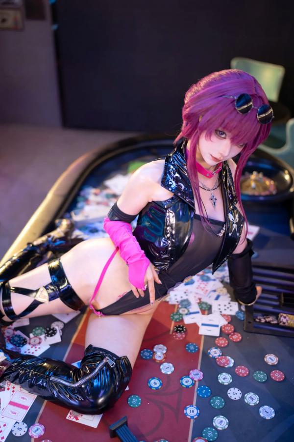 蠢沫沫   蠢沫沫 - 崩坏星穹铁道卡芙卡Cosplay，赌场主题私房性感美臀大尺度尤物写真 [154P]第60张图片