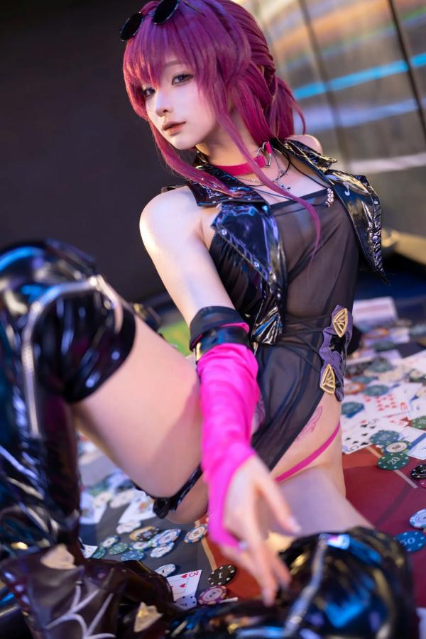 蠢沫沫   蠢沫沫 - 崩坏星穹铁道卡芙卡Cosplay，赌场主题私房性感美臀大尺度尤物写真 [154P]第62张图片