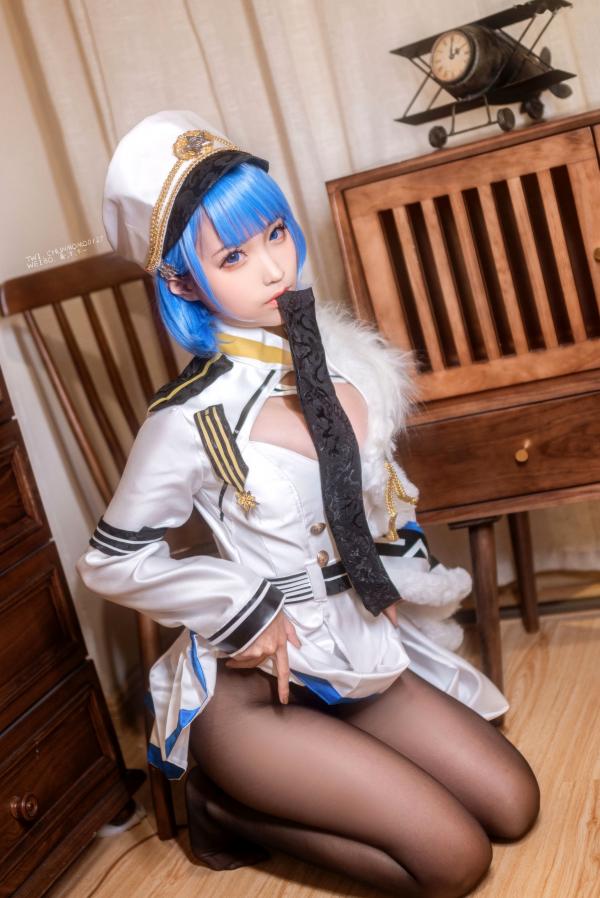 蠢沫沫   蠢沫沫-086-恰巴耶夫原皮：绝美高颜值Coser，完美驾驭海军制服，展示极致诱惑黑丝美腿，画面养眼！第17张图片