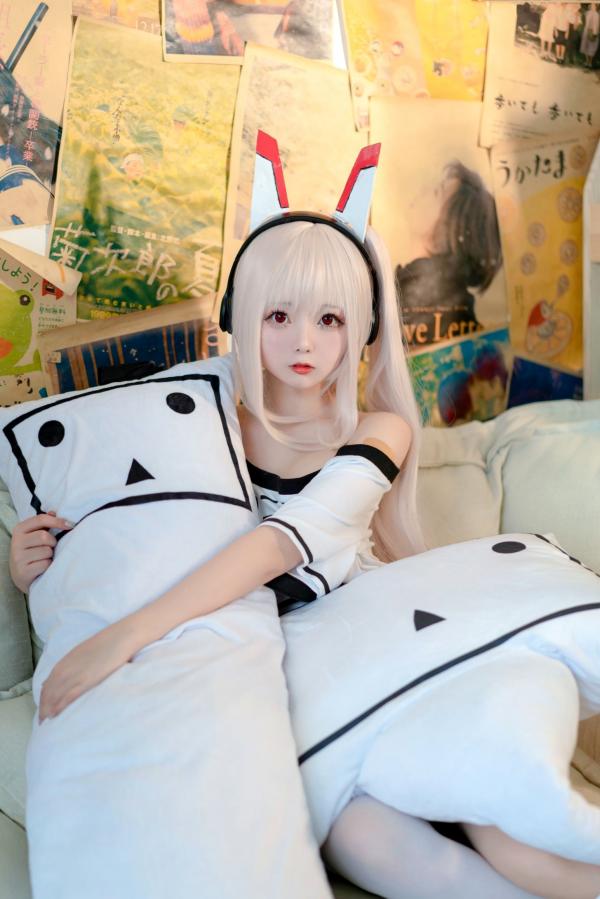 蠢沫沫   蠢沫沫-062-碧蓝航线绫波居家Cosplay纯白制服治愈萝莉写真第23张图片