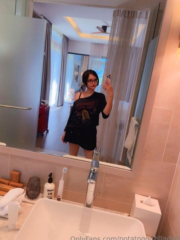 Potato Godzilla   Potato-Godzilla-OnlyFans-Nude-Aug-2025第5张图片